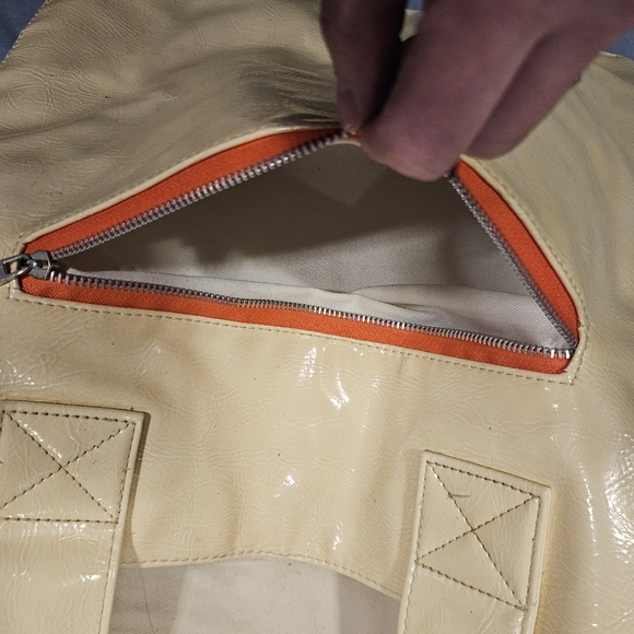 Bath & Body Works expandable tote bag - Picture 5 of 9